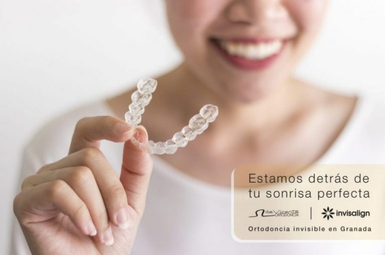 Ortodoncia invisible Invisalign en Granada